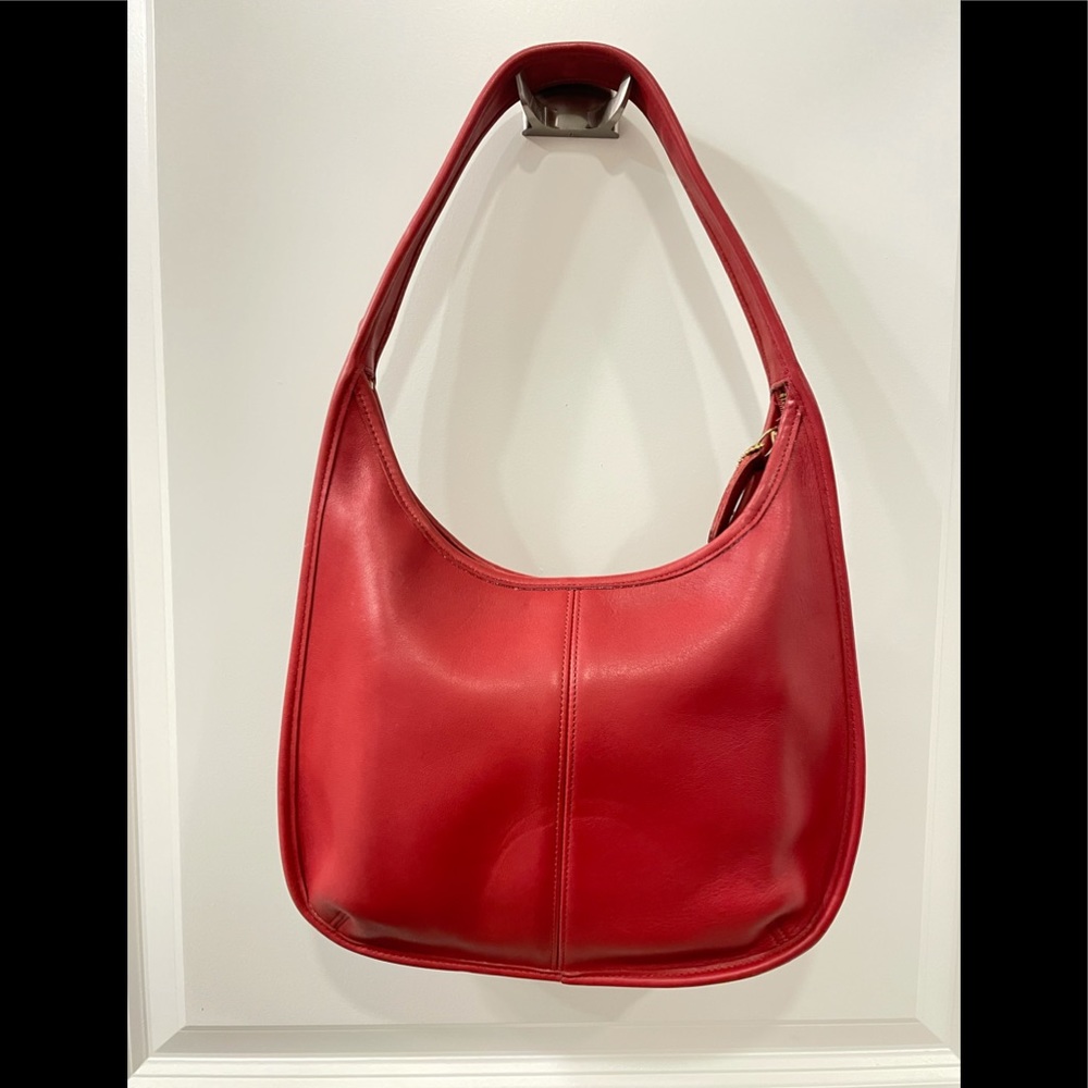 Coach Classic Vintage Leather Ergo Bag 9025